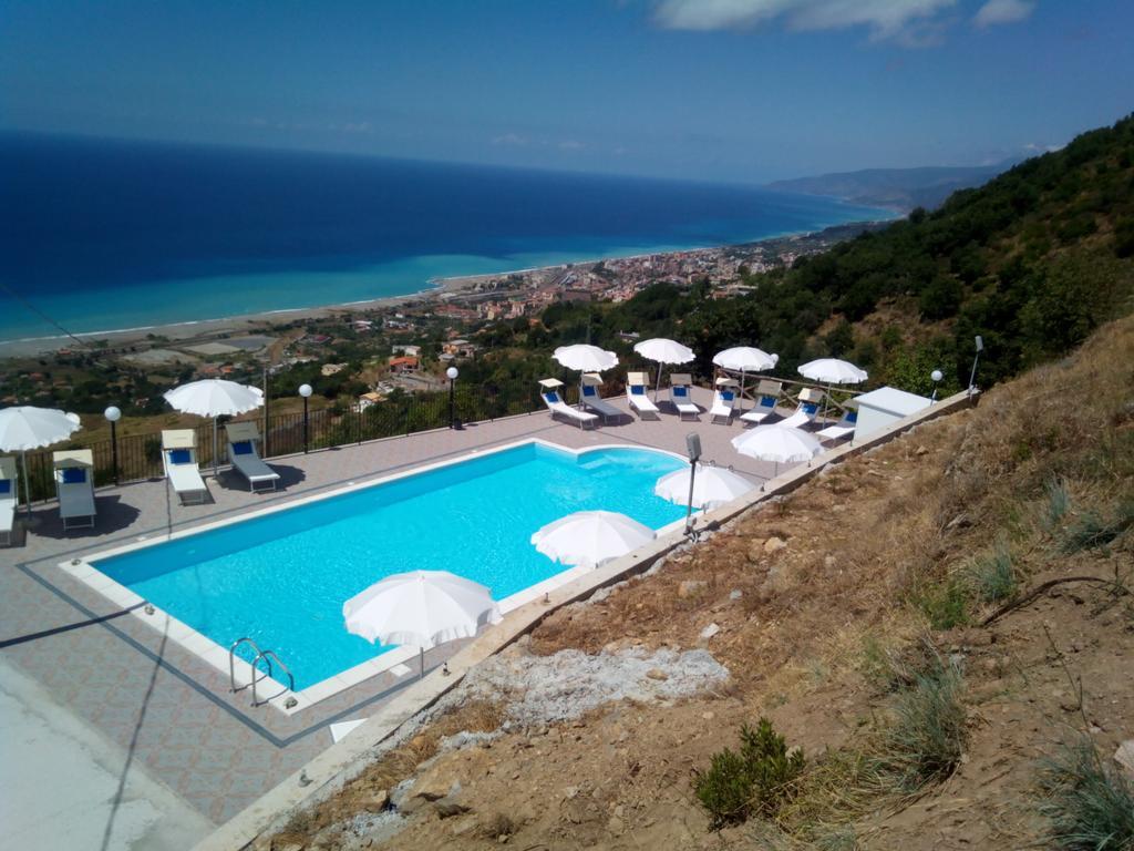 Agriturismo La Palombara Paola Exteriör bild